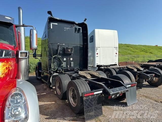Kenworth T680 曳引機組件