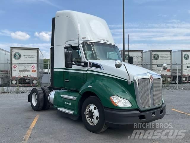 Kenworth T680 曳引機組件