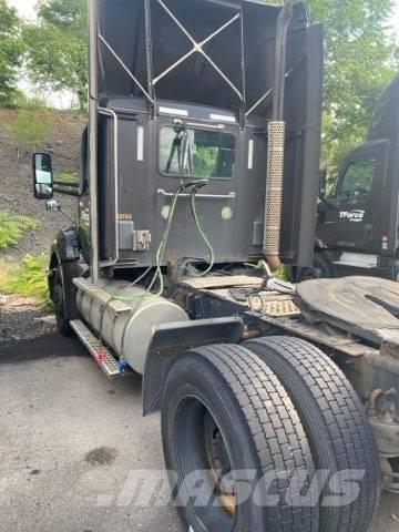 Kenworth T680 曳引機組件