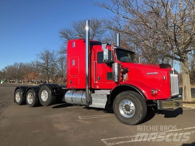 Kenworth T800 曳引機組件