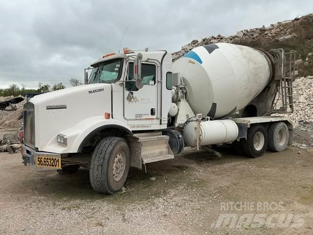 Kenworth T800 其他貨車