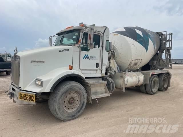 Kenworth T800 其他貨車
