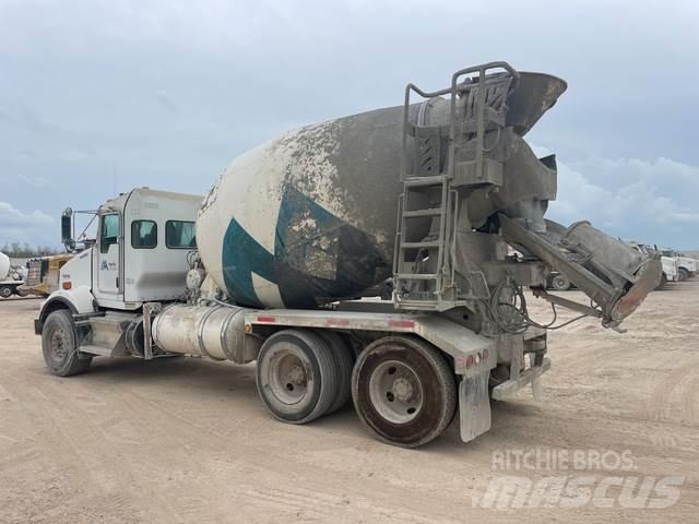 Kenworth T800 其他貨車