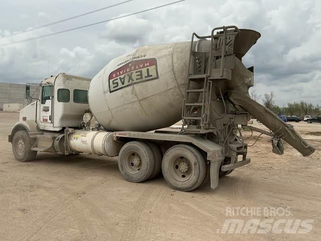 Kenworth T800 其他貨車