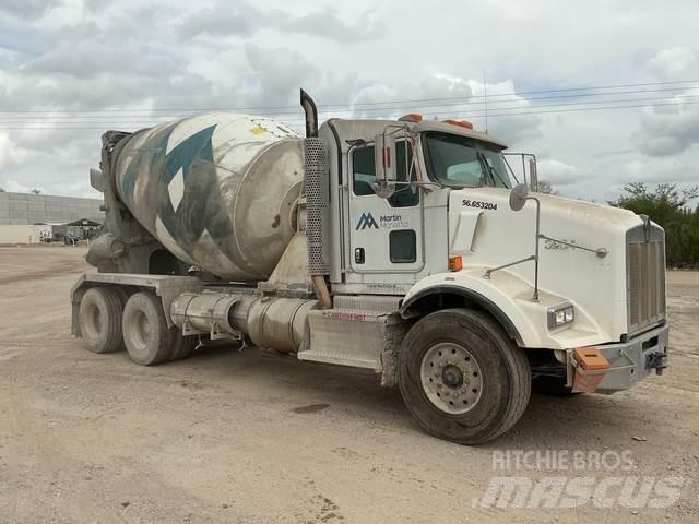 Kenworth T800 其他貨車