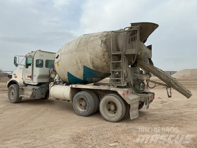 Kenworth T800 其他貨車