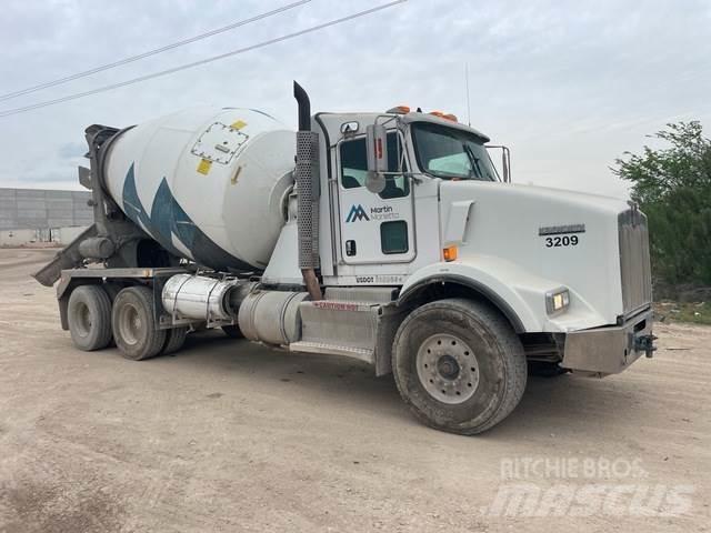 Kenworth T800 其他貨車