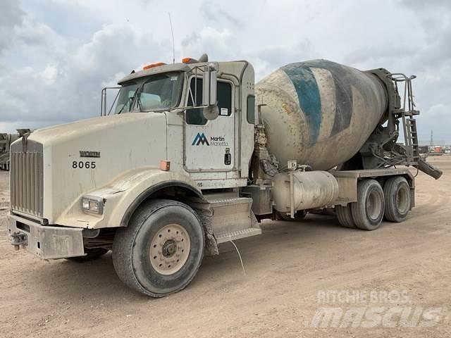 Kenworth T800 其他貨車