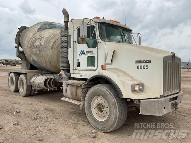 Kenworth T800 其他貨車