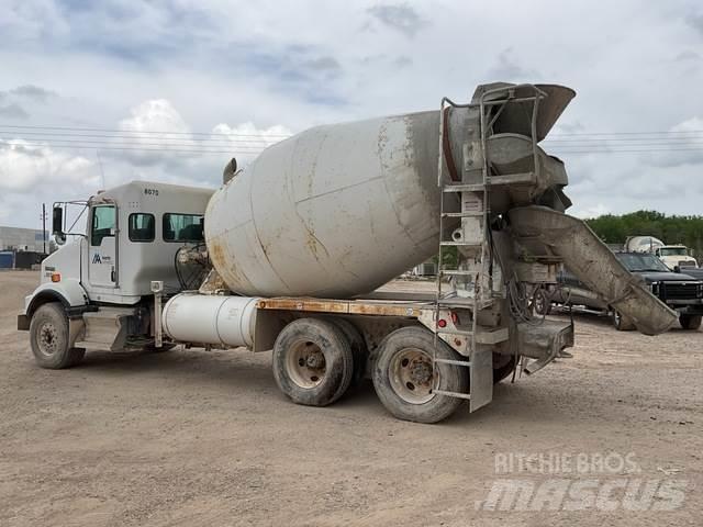 Kenworth T800 其他貨車