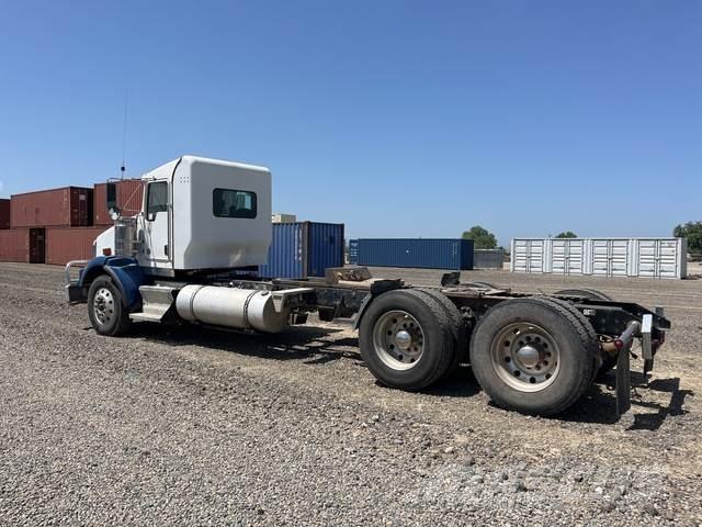 Kenworth T800 曳引機組件