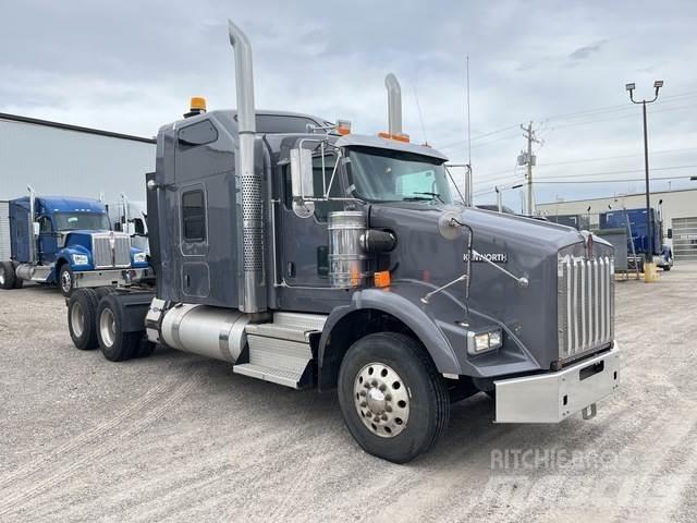 Kenworth T800 曳引機組件