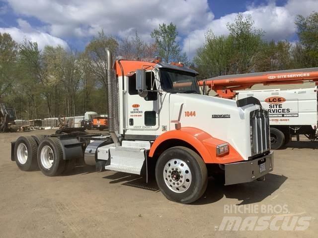 Kenworth T800 曳引機組件