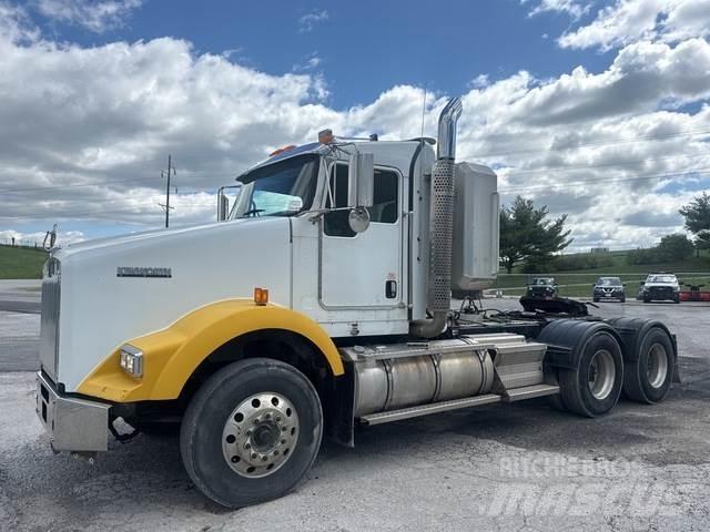 Kenworth T800 曳引機組件
