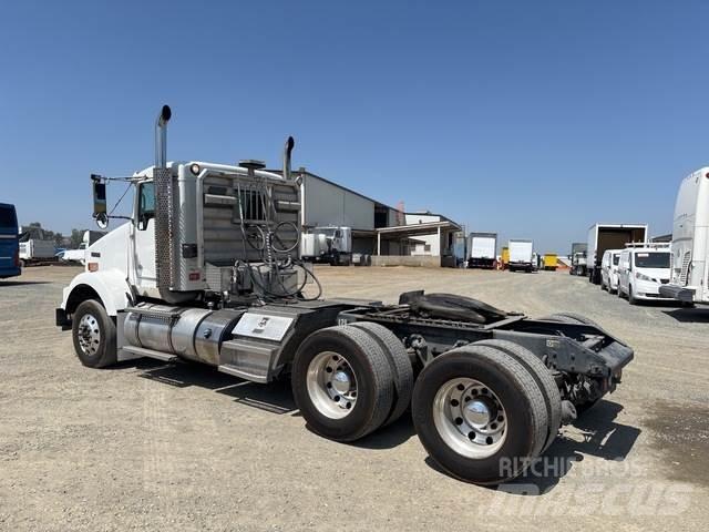 Kenworth T800 曳引機組件