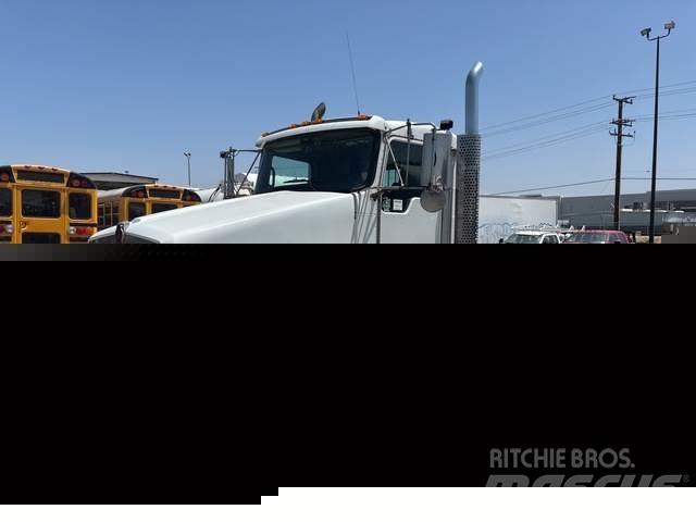 Kenworth T800 曳引機組件