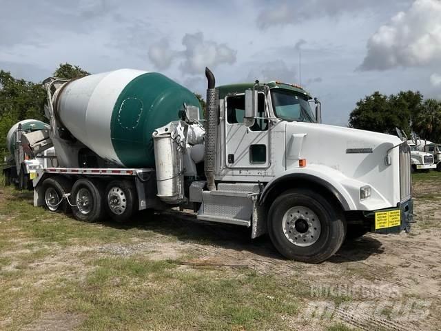 Kenworth T800 其他貨車