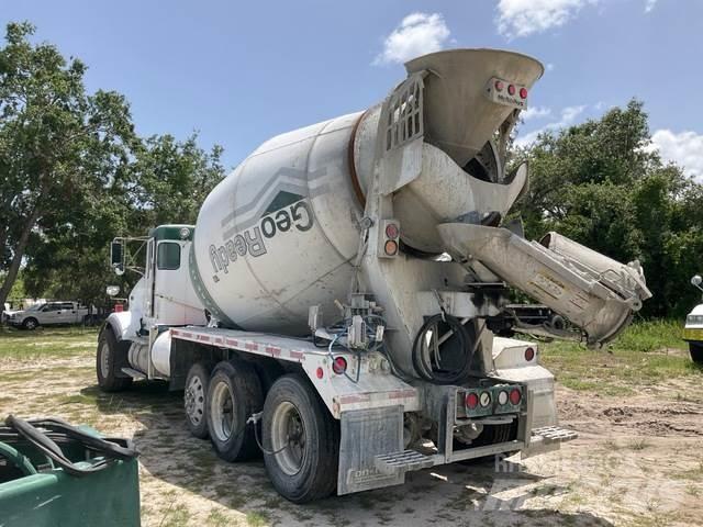 Kenworth T800 其他貨車