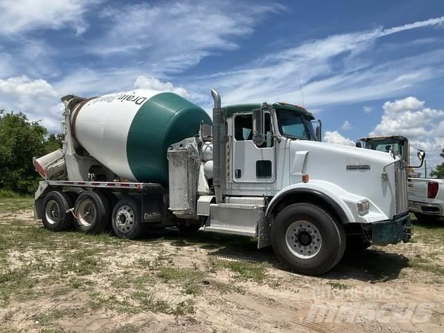 Kenworth T800 其他貨車