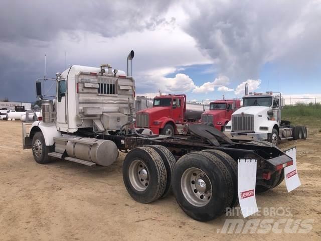 Kenworth T800 曳引機組件