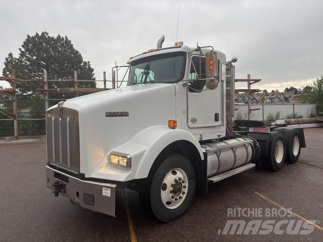 Kenworth T800 曳引機組件