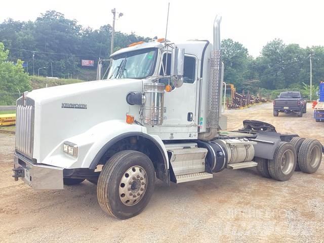 Kenworth T800 曳引機組件