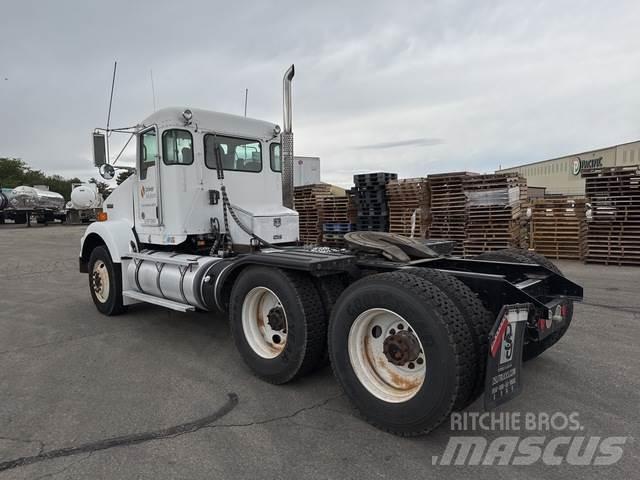 Kenworth T800 曳引機組件