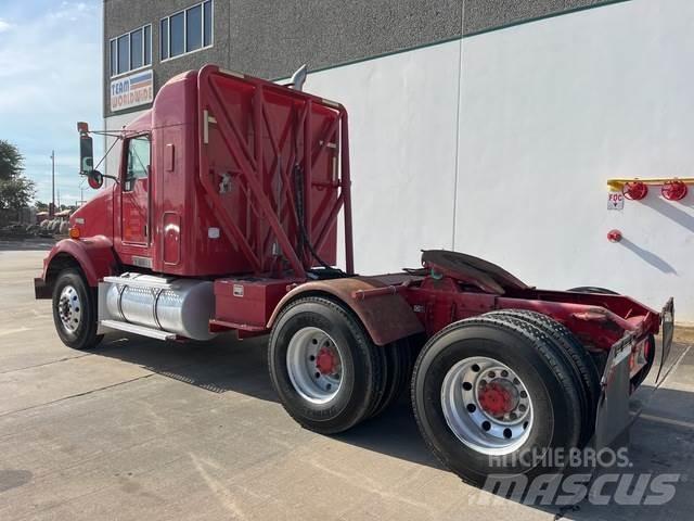Kenworth T800 曳引機組件