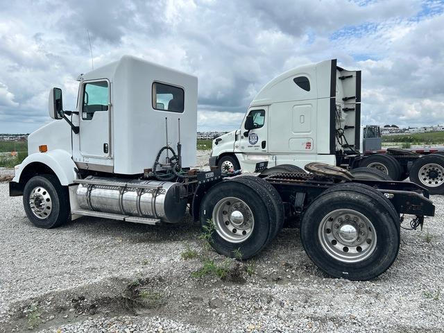 Kenworth T800 曳引機組件