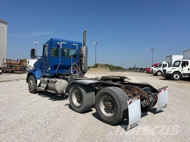 Kenworth T800 曳引機組件