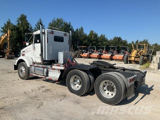 Kenworth T800 曳引機組件