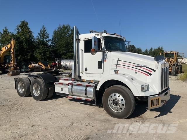 Kenworth T800 曳引機組件