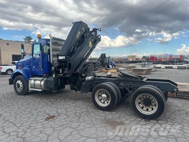 Kenworth T800 起重機卡車