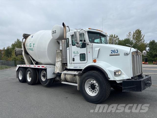 Kenworth T800 其他貨車