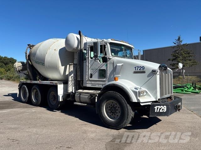 Kenworth T800 其他貨車