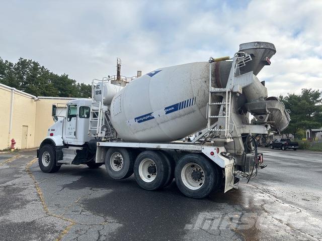 Kenworth T800 其他貨車
