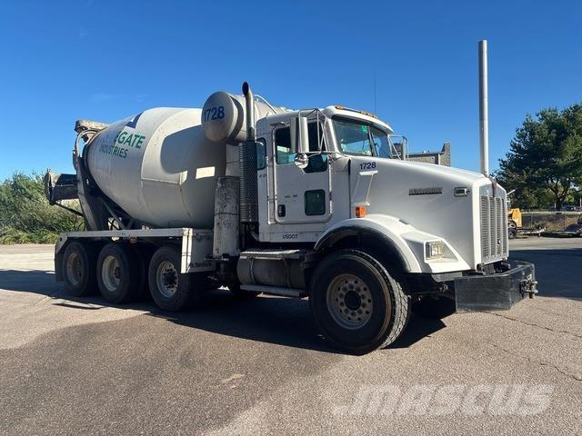 Kenworth T800 其他貨車