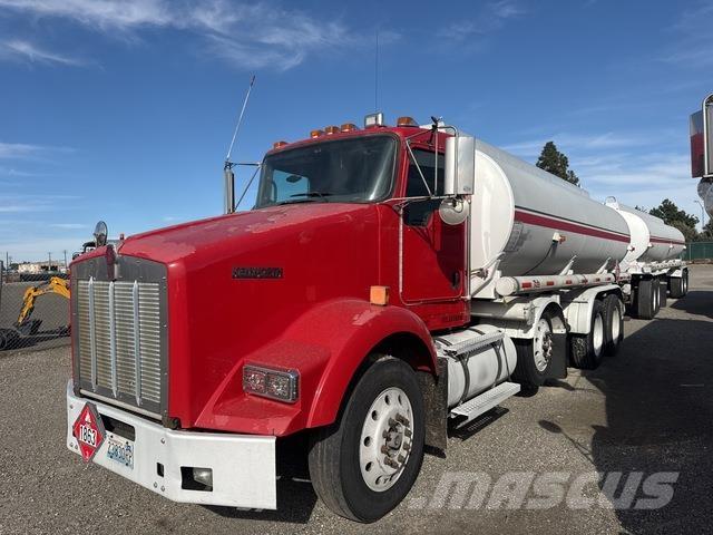 Kenworth T800 運油車
