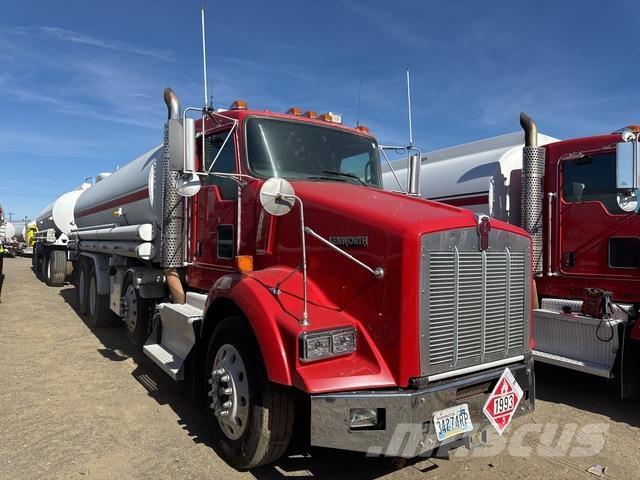 Kenworth T800 運油車