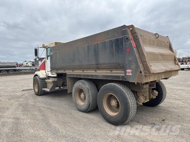 Kenworth T800 傾卸式卡車