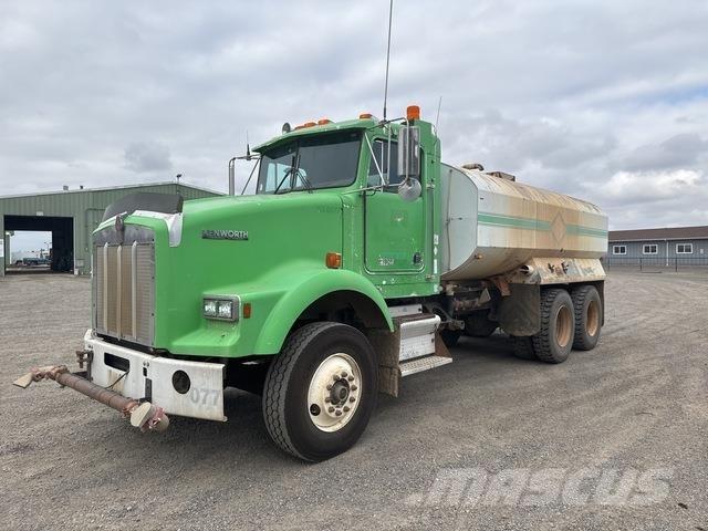 Kenworth T800 水車