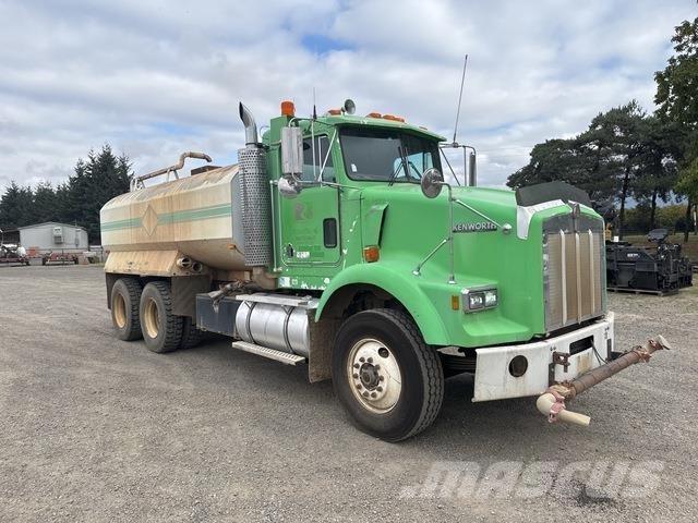 Kenworth T800 水車