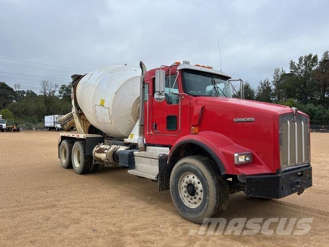 Kenworth T800 其他貨車