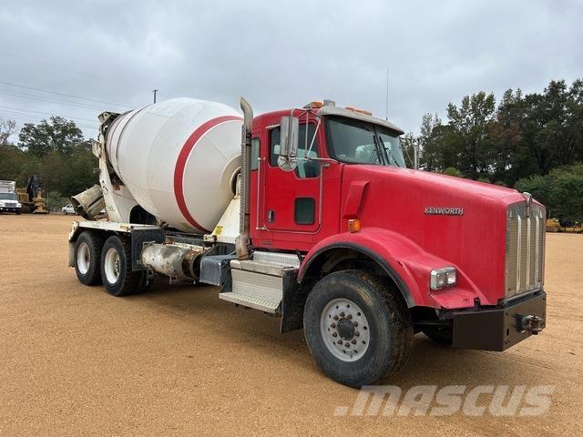 Kenworth T800 其他貨車