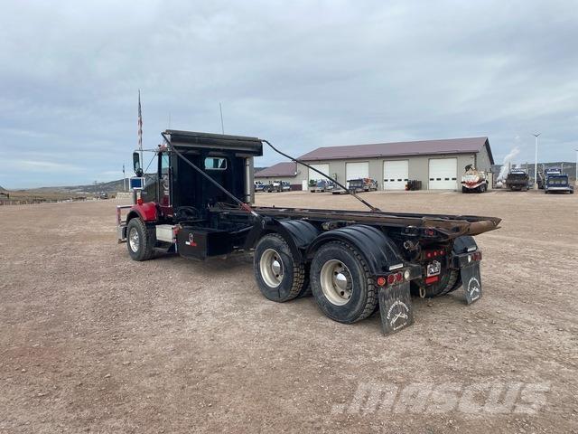 Kenworth T800 裝載運輸卡車