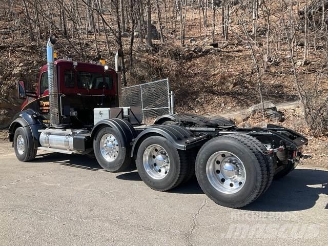 Kenworth T880 曳引機組件