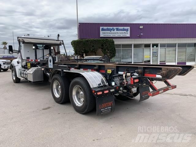 Kenworth T880 裝載運輸卡車