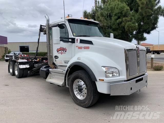 Kenworth T880 裝載運輸卡車