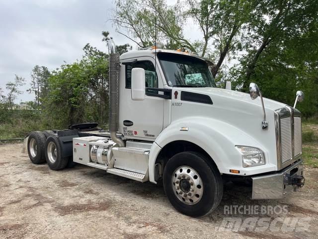 Kenworth T880 曳引機組件