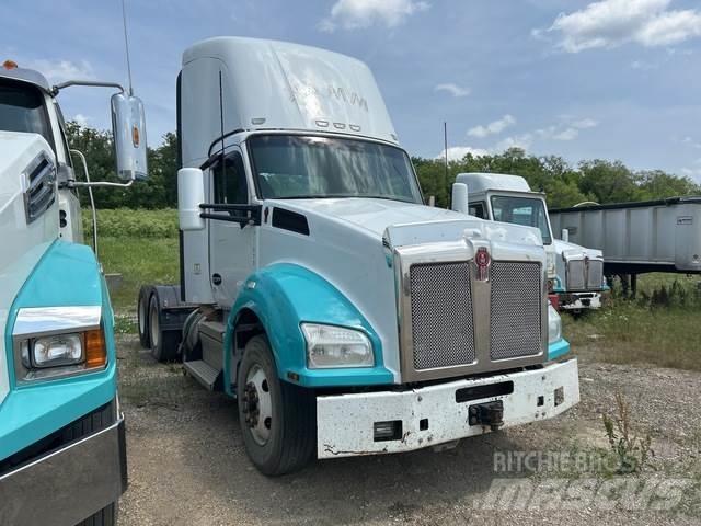Kenworth T880 曳引機組件